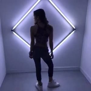 Meet your Posher, Ari